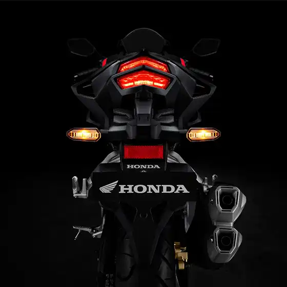 Fitur Motor Honda CBR250RR Matte Black Red Wonogiri 2026