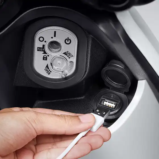 Fitur Motor Honda EM1 2026